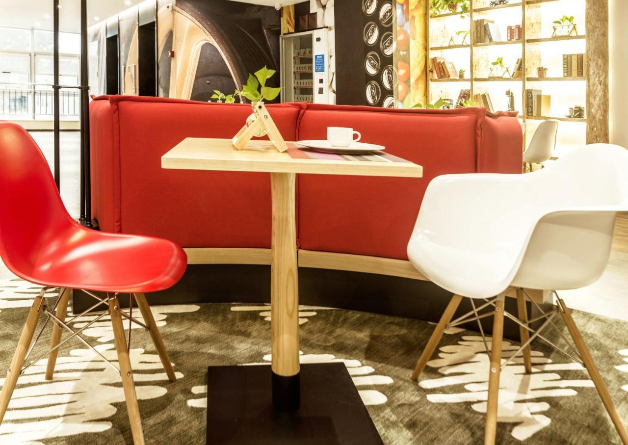 Ibis Zhengzhou Longhai Road Екстериор снимка