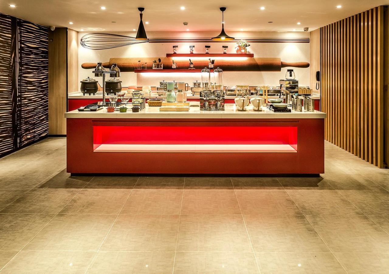 Ibis Zhengzhou Longhai Road Екстериор снимка