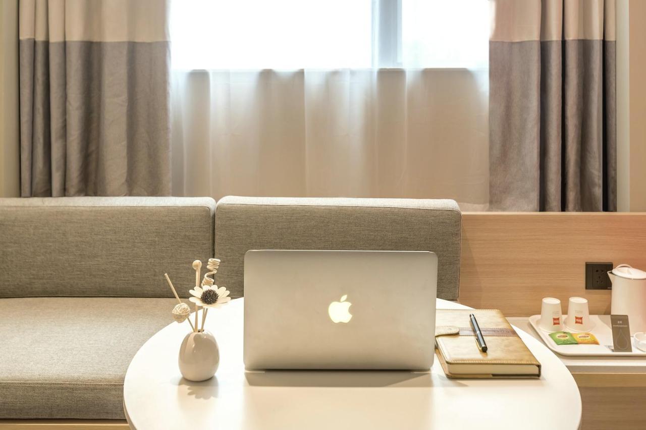 Ibis Zhengzhou Longhai Road Екстериор снимка